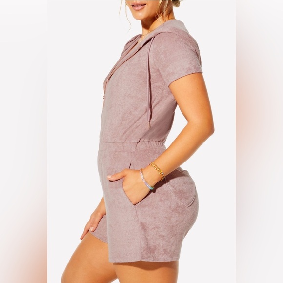 Fabletics Terry Short Onesie Sz Large - Picture 8 of 8